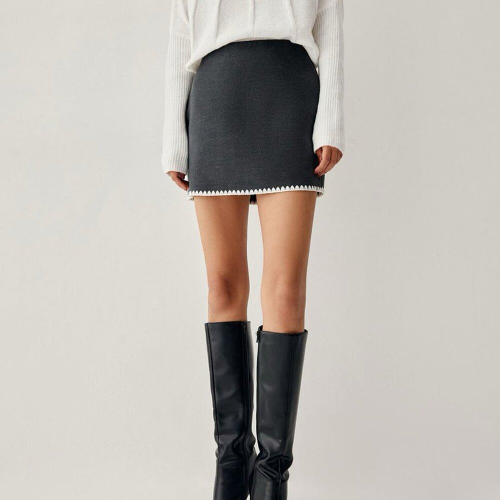 Commense Embroidered Trim Mini Skirt XS